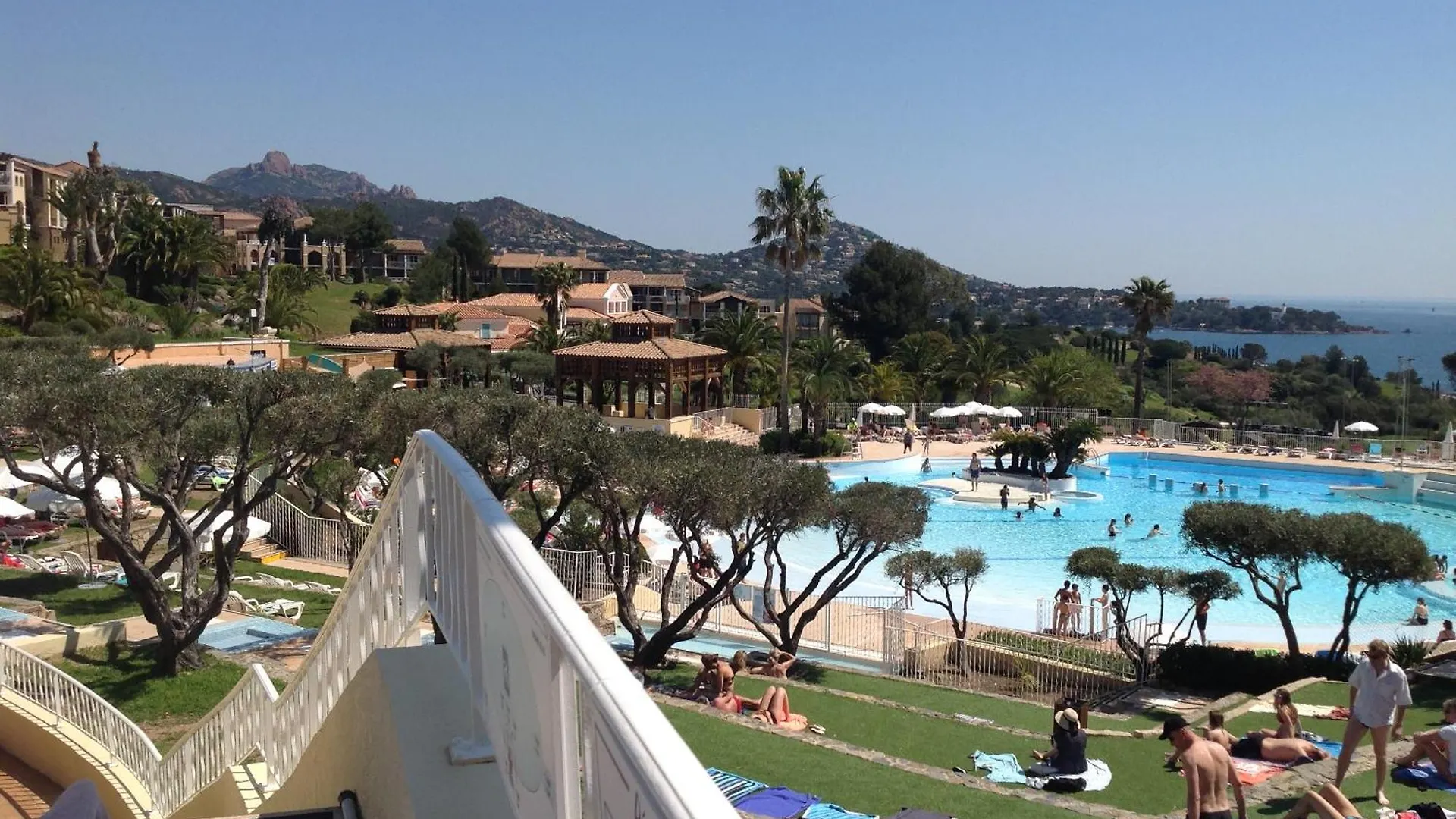 Drammont Studio Cabine Village Cap Esterel Agay 3/4 Personnes